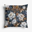 Sierkussen met een luxe bloemenontwerp in donkere tinten