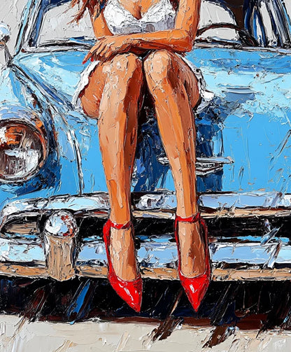 Wandkleed met een kleurrijk schilderachtig portret van een vrouw zittend op een blauwe klassieke auto, met rode hakken en een zomerse uitstraling