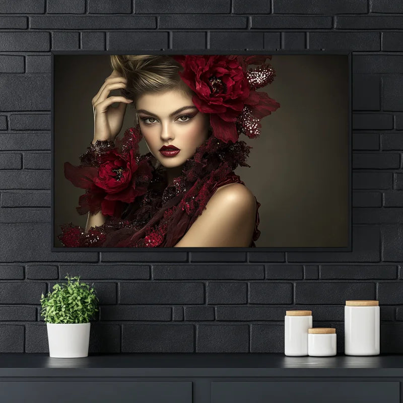 Wanddecoratie plexiglas met een stijlvol portret van een vrouw met zwarte rozen